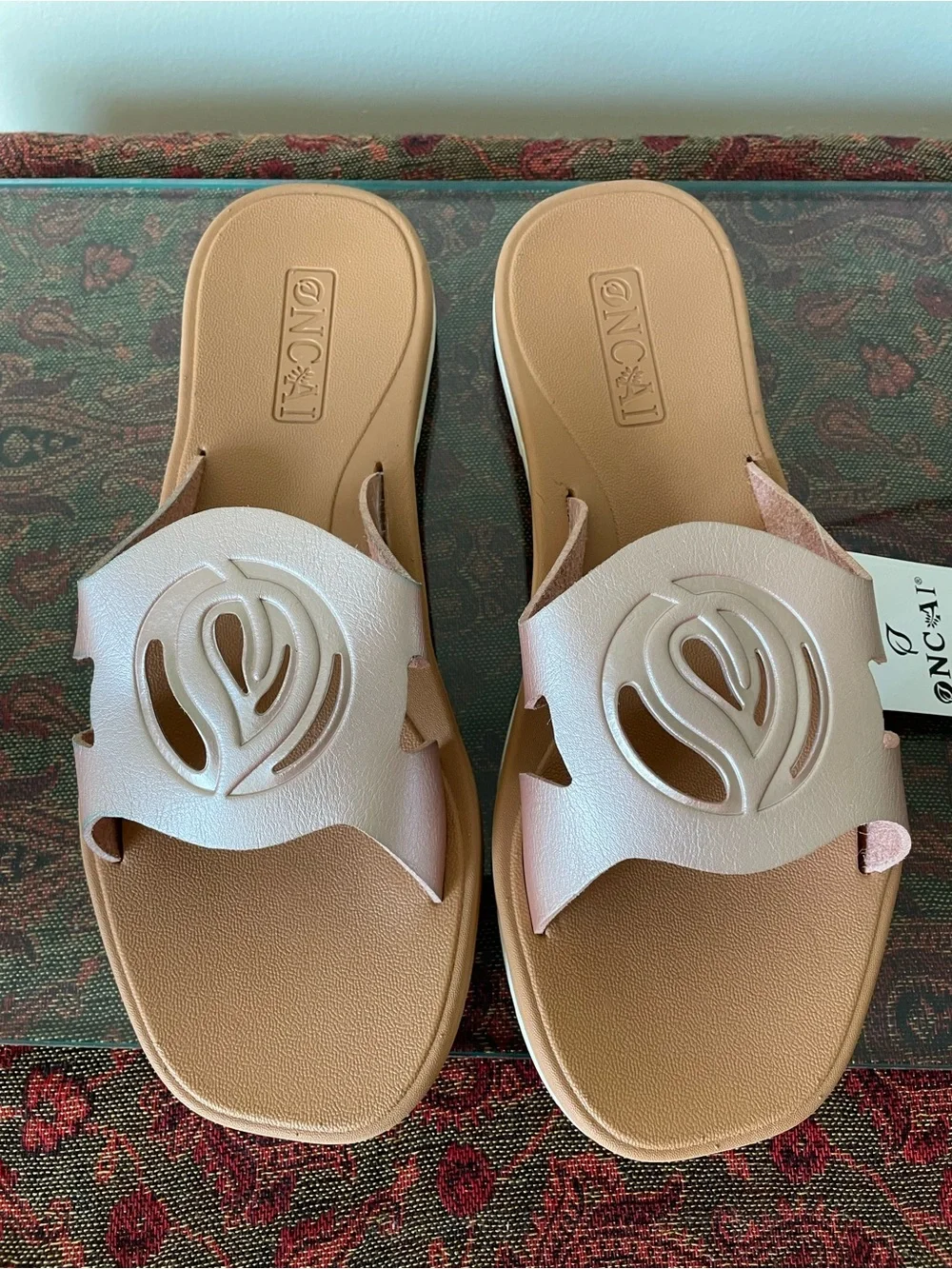 Women’s Pink Slide Sandals – Slip-On Comfort size 10